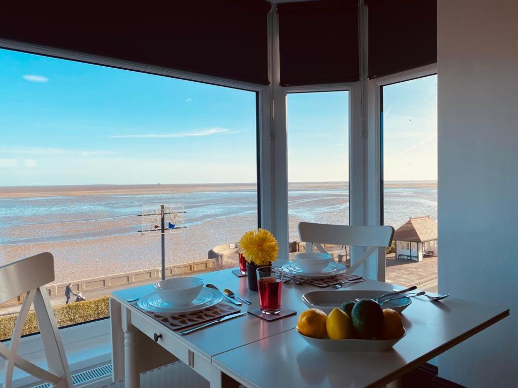 Tyme Suites On Kingsway Cleethorpes Exterior foto